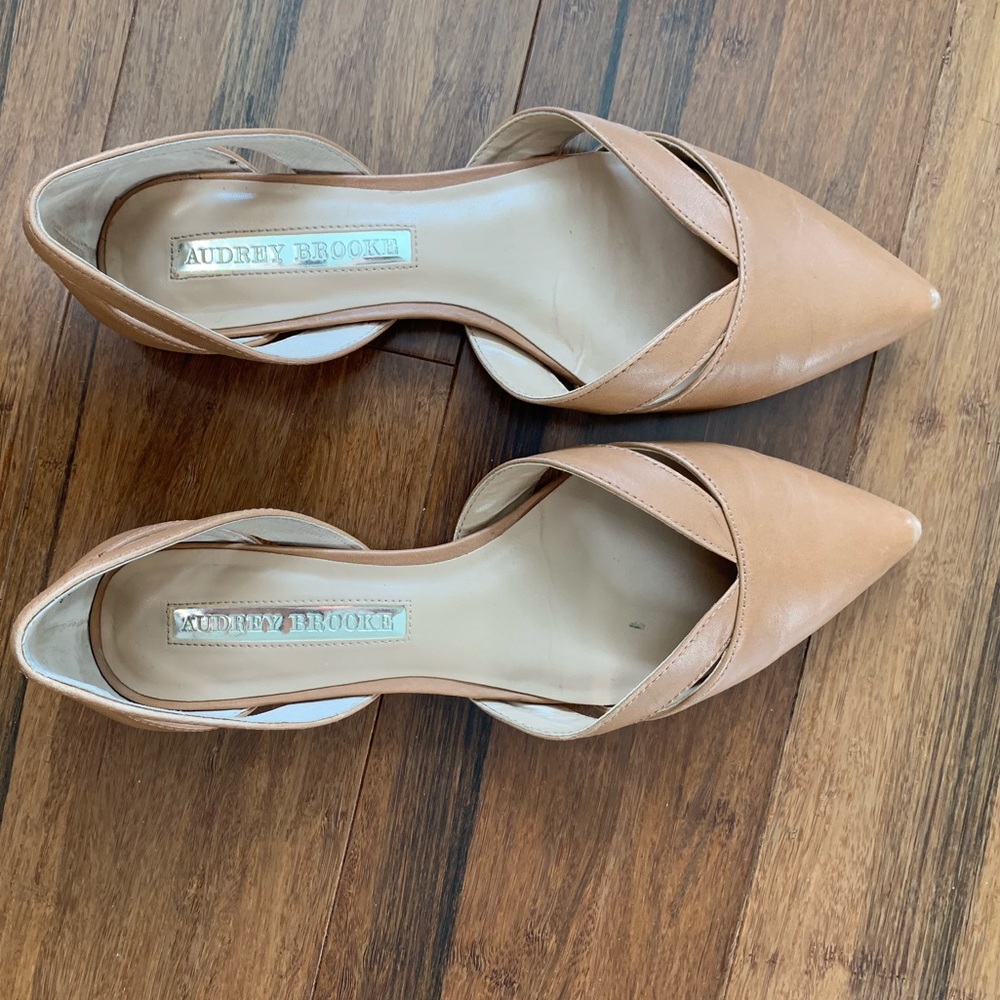 Audrey Brooke Nary Flat